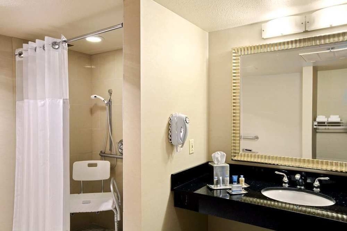 Imagen de la habitación del Hotel Doubletree By Hilton Sacramento. Foto 5