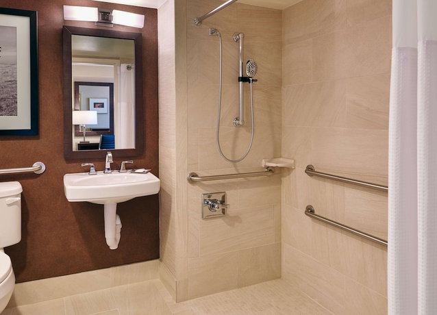 Imagen de la habitación del Hotel Doubletree By Hilton San Antonio Airport. Foto 10