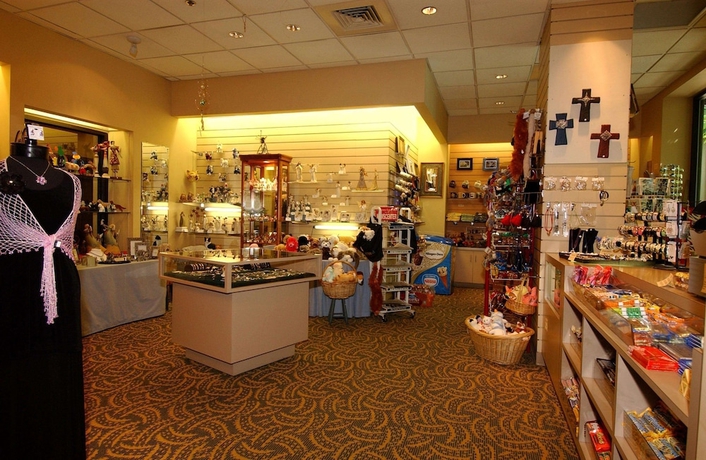 Imagen de los interiores del Hotel Doubletree By Hilton San Antonio Airport. Foto 17