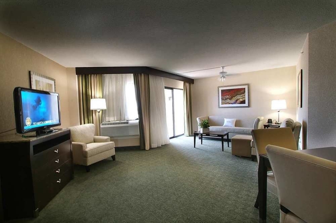 Imagen de los interiores del Hotel Doubletree By Hilton San Antonio Downtown. Foto 11