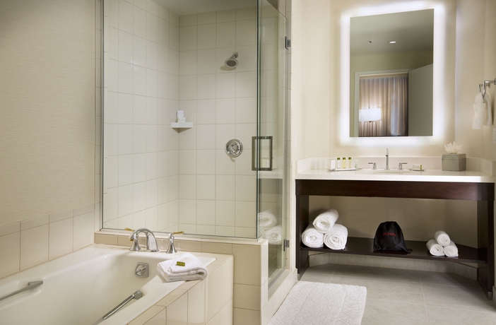 Imagen de la habitación del Hotel Doubletree By Hilton San Diego - Mission Valley. Foto 9