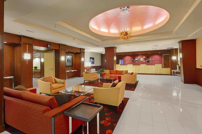 Imagen de los interiores del Hotel Doubletree By Hilton San Francisco Airport North. Foto 11