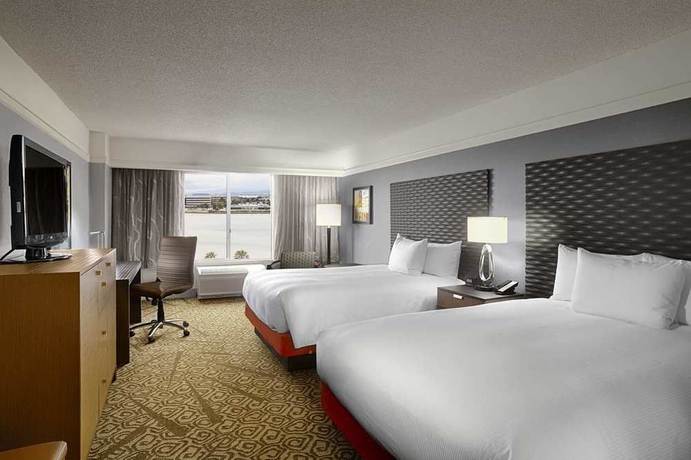 Imagen de la habitación del Hotel Doubletree By Hilton San Francisco Airport North. Foto 8