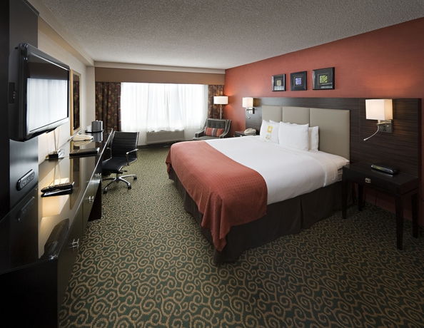 Imagen de la habitación del Hotel Doubletree By Hilton San Francisco South Airport Blvd. Foto 5