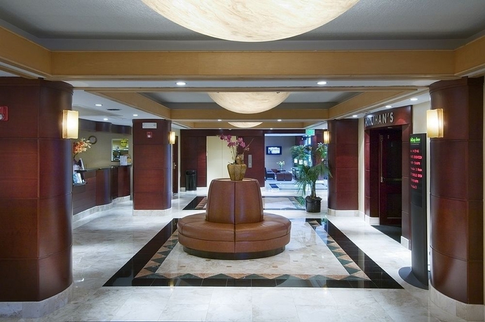 Imagen de los interiores del Hotel Doubletree By Hilton San Francisco South Airport Blvd. Foto 13