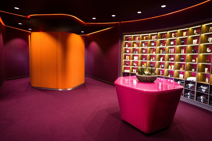 Imagen de los interiores del Hotel Doubletree By Hilton San Juan. Foto 9