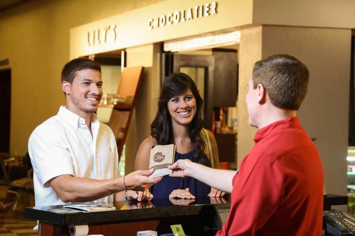 Imagen de los interiores del Hotel Doubletree By Hilton San Juan. Foto 12