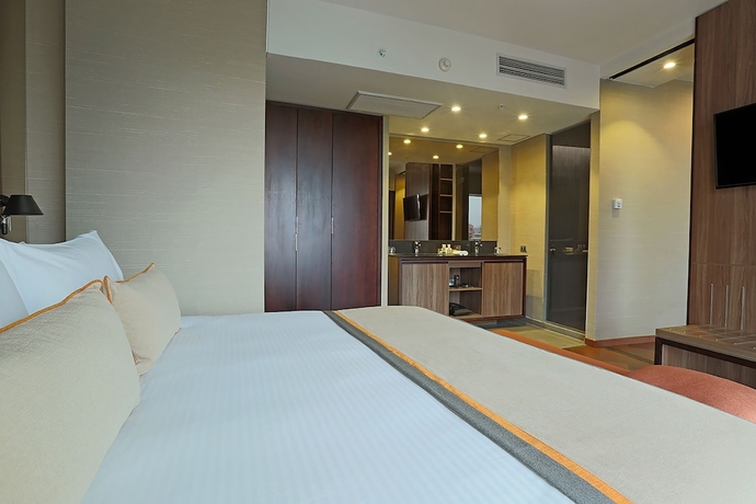 Imagen de la habitación del Hotel Doubletree By Hilton Santiago Kennedy. Foto 8