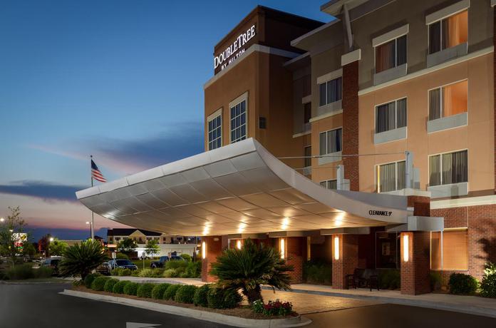 Imagen general del Hotel Doubletree By Hilton Savannah Airport. Foto 11