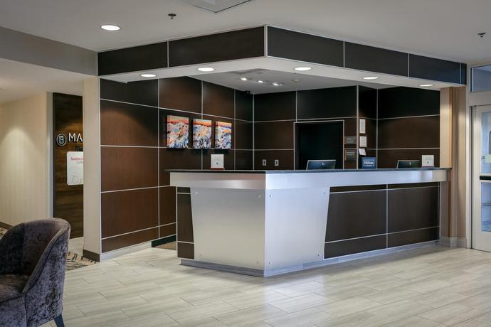 Imagen general del Hotel Doubletree By Hilton Savannah Airport. Foto 2