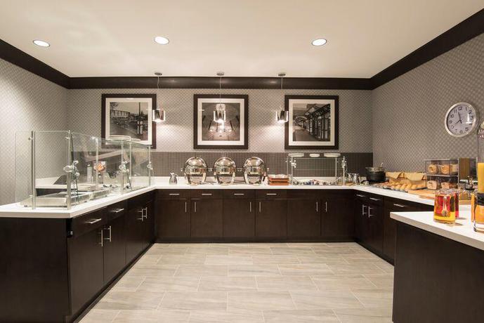 Imagen general del Hotel Doubletree By Hilton Schenectady. Foto 8