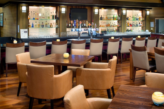Imagen del bar/restaurante del Hotel Doubletree By Hilton Seattle Airport. Foto 1