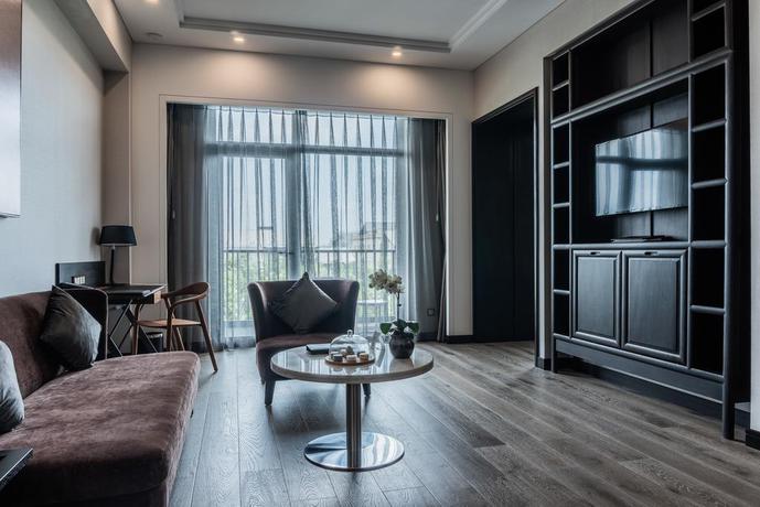 Imagen de la habitación del Hotel Doubletree By Hilton Shanghai Hongqiao. Foto 8