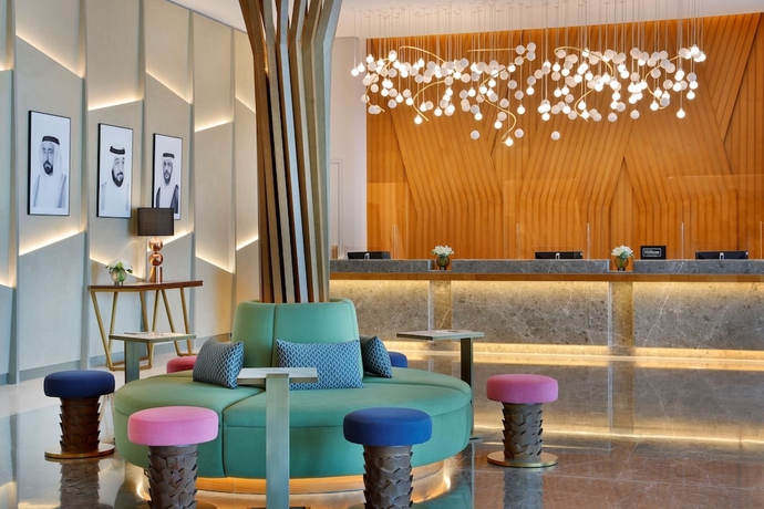 Imagen de los interiores del Hotel Doubletree By Hilton Sharjah Waterfront And Residences. Foto 15