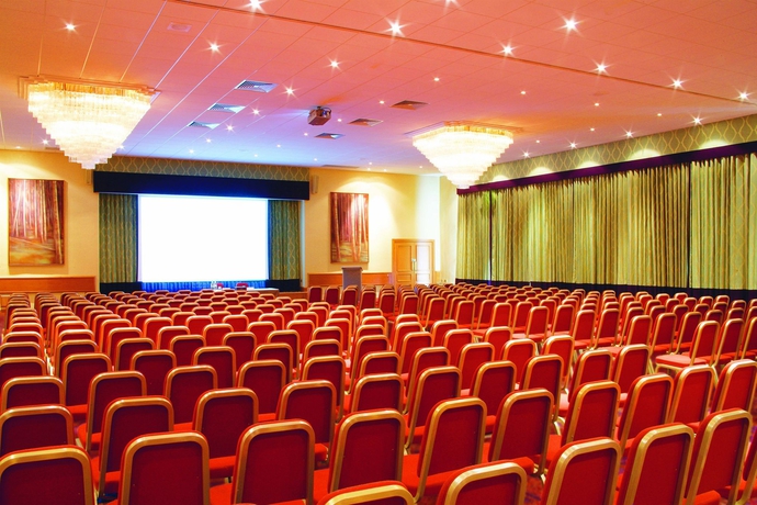 Imagen de los interiores del Hotel Doubletree By Hilton Sheffield Park. Foto 12