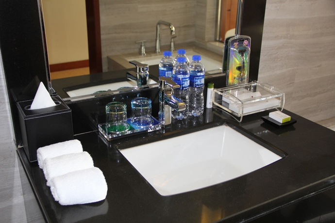 Imagen de la habitación del Hotel Doubletree By Hilton Shenyang. Foto 6