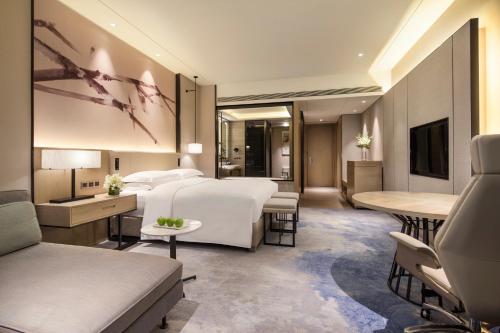 Imagen de la habitación del Hotel Doubletree By Hilton Shenzhen Longhua. Foto 7