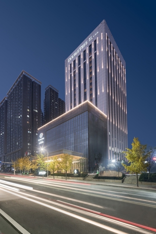 Imagen de los exteriores del Hotel Doubletree By Hilton Shiyan. Foto 16