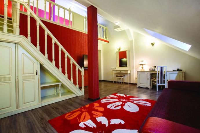 Imagen de los interiores del Hotel Doubletree By Hilton Sighisoara - Cavaler. Foto 11