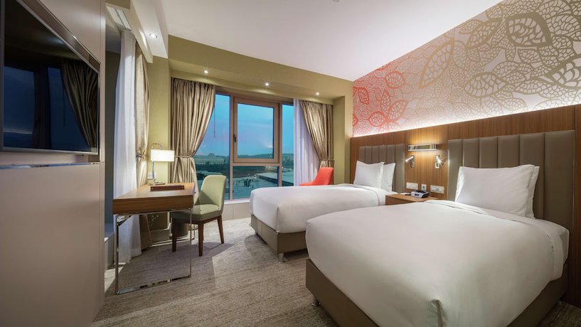 Imagen de la habitación del Hotel Doubletree By Hilton Skopje. Foto 4