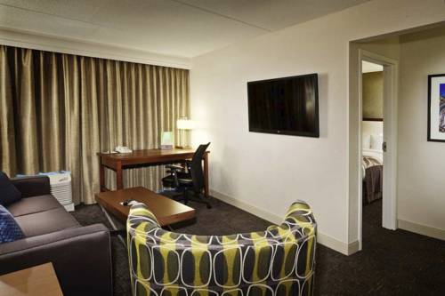 Imagen de la habitación del Hotel Doubletree By Hilton South Bend. Foto 2