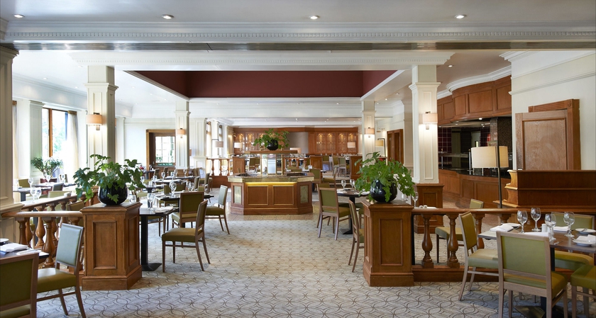 Imagen del bar/restaurante del Hotel Doubletree By Hilton Southampton. Foto 4