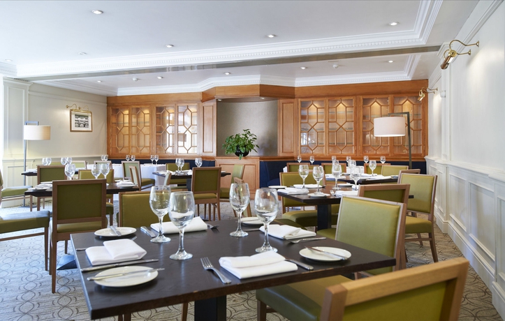 Imagen del bar/restaurante del Hotel Doubletree By Hilton Southampton. Foto 5