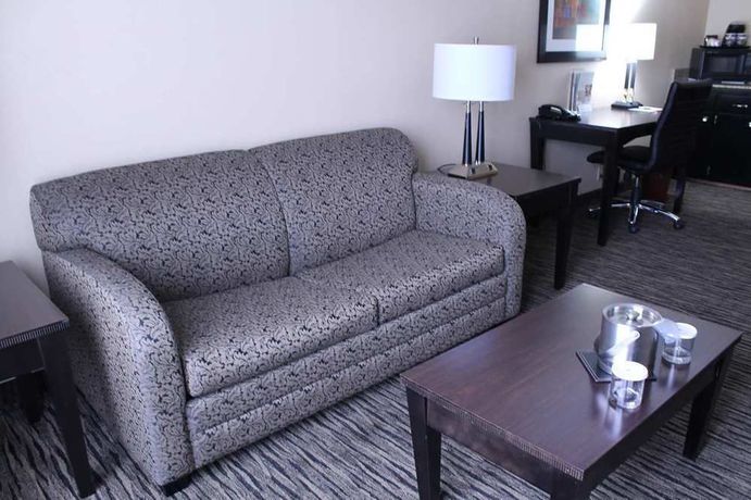 Imagen del bar/restaurante del Hotel Doubletree By Hilton Springdale. Foto 4