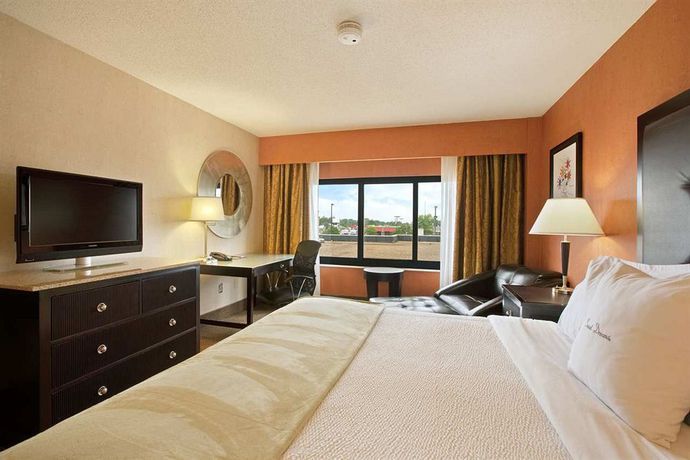 Imagen de la habitación del Hotel Doubletree By Hilton Springfield. Foto 6
