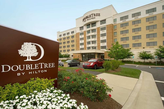 Imagen de los exteriores del Hotel Doubletree By Hilton Sterling - Dulles Airport. Foto 10