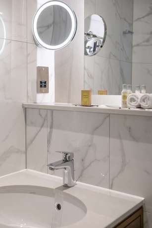 Imagen de la habitación del Hotel Doubletree By Hilton Stoke On Trent. Foto 3