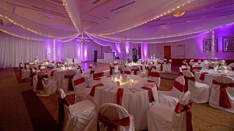 Imagen de los interiores del Hotel Doubletree By Hilton Sunrise - Sawgrass Mills. Foto 8