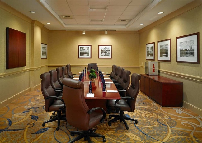 Imagen de los interiores del Hotel Doubletree By Hilton Sunrise - Sawgrass Mills. Foto 12