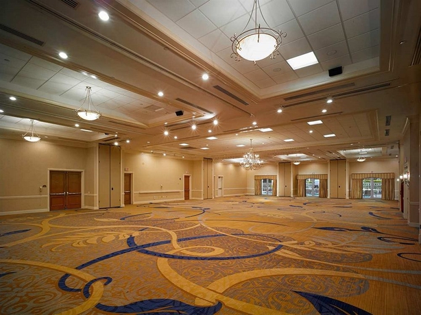 Imagen de los interiores del Hotel Doubletree By Hilton Sunrise - Sawgrass Mills. Foto 13