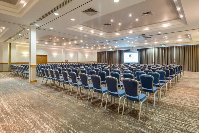 Imagen general del Hotel Doubletree By Hilton Swindon. Foto 4