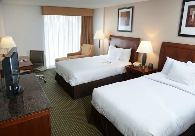 Imagen de la habitación del Hotel Doubletree By Hilton Syracuse. Foto 2