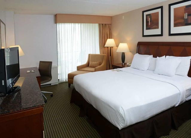 Imagen de la habitación del Hotel Doubletree By Hilton Syracuse. Foto 3