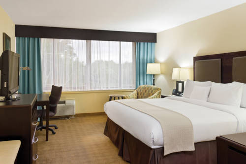 Imagen de la habitación del Hotel Doubletree By Hilton Tinton Falls-eatontown. Foto 5
