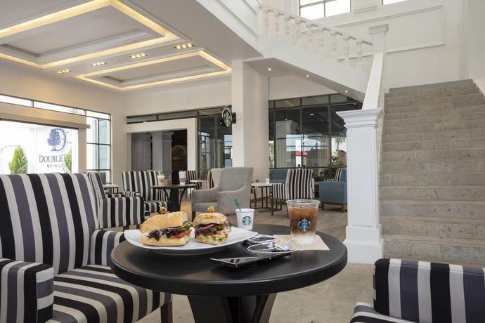 Imagen general del Hotel Doubletree By Hilton Toluca. Foto 12