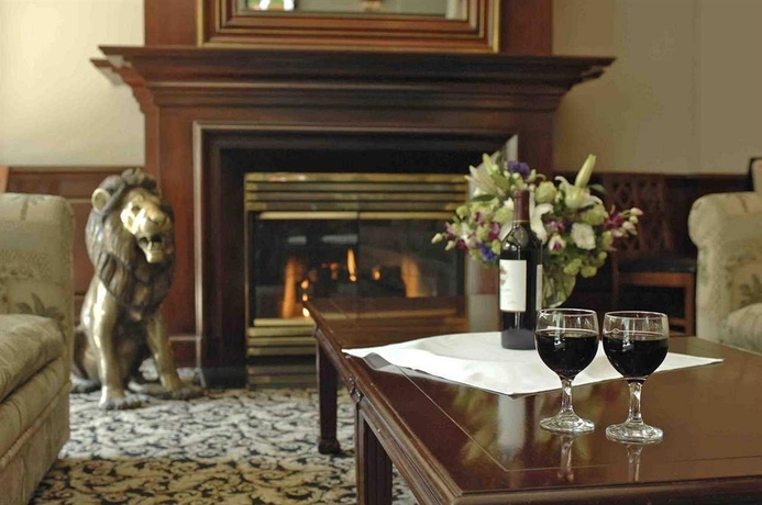 Imagen de los interiores del Hotel Doubletree By Hilton Torrance - South Bay. Foto 6