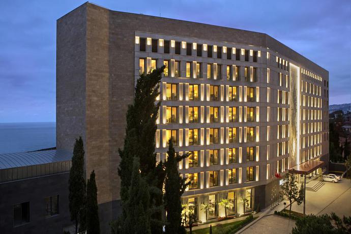 Imagen de los exteriores del Hotel Doubletree By Hilton Trabzon. Foto 13