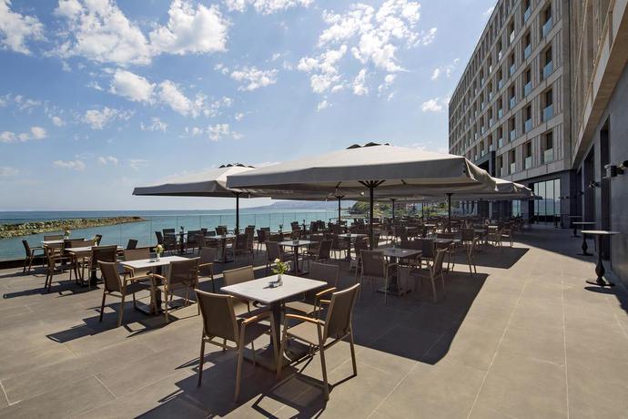 Imagen de los exteriores del Hotel Doubletree By Hilton Trabzon. Foto 14