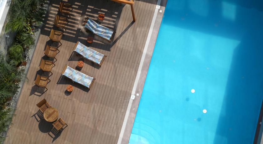 Imagen de los exteriores del Hotel Doubletree By Hilton Trujillo. Foto 9