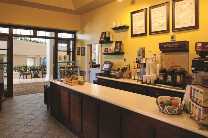 Imagen del bar/restaurante del Hotel Doubletree By Hilton Tulsa Downtown. Foto 3