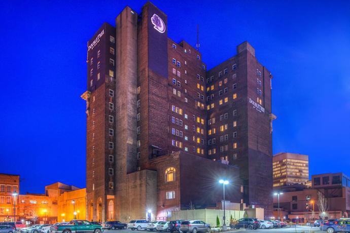 Imagen general del Hotel Doubletree By Hilton Utica. Foto 2