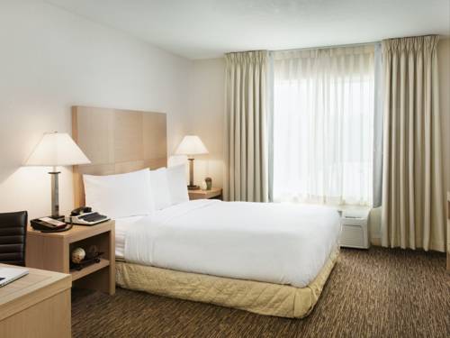 Imagen de la habitación del Hotel Doubletree By Hilton Vancouver. Foto 4