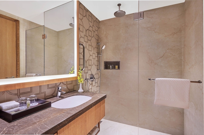 Imagen de la habitación del Hotel Doubletree By Hilton Varanasi. Foto 12