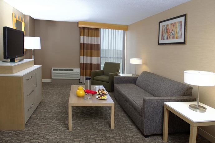 Imagen de la habitación del Hotel Doubletree By Hilton Virginia Beach. Foto 8