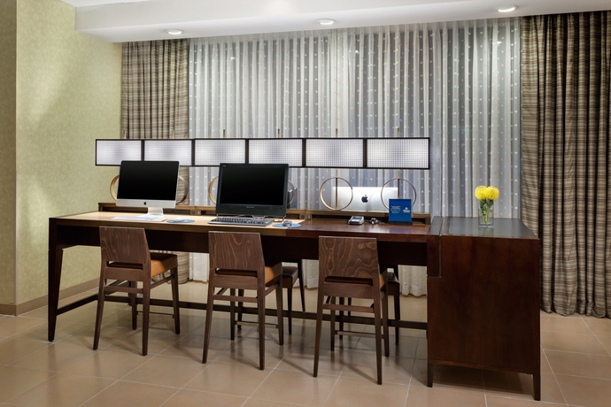 Imagen de los interiores del Hotel Doubletree By Hilton Washington Dc North/gaithersburg. Foto 16