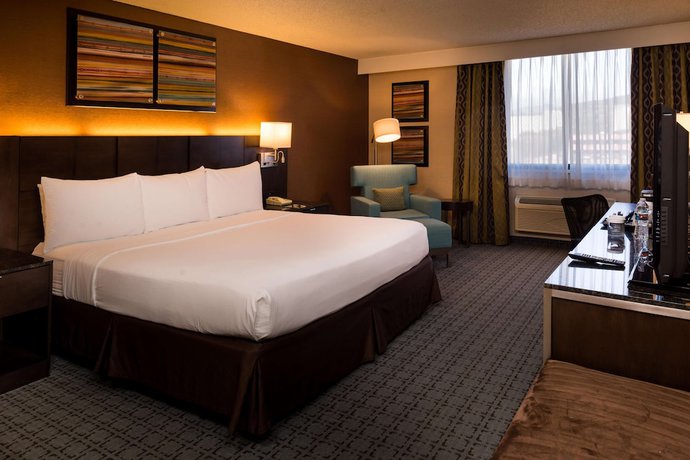 Imagen de la habitación del Hotel Doubletree By Hilton Whittier Los Angeles. Foto 9